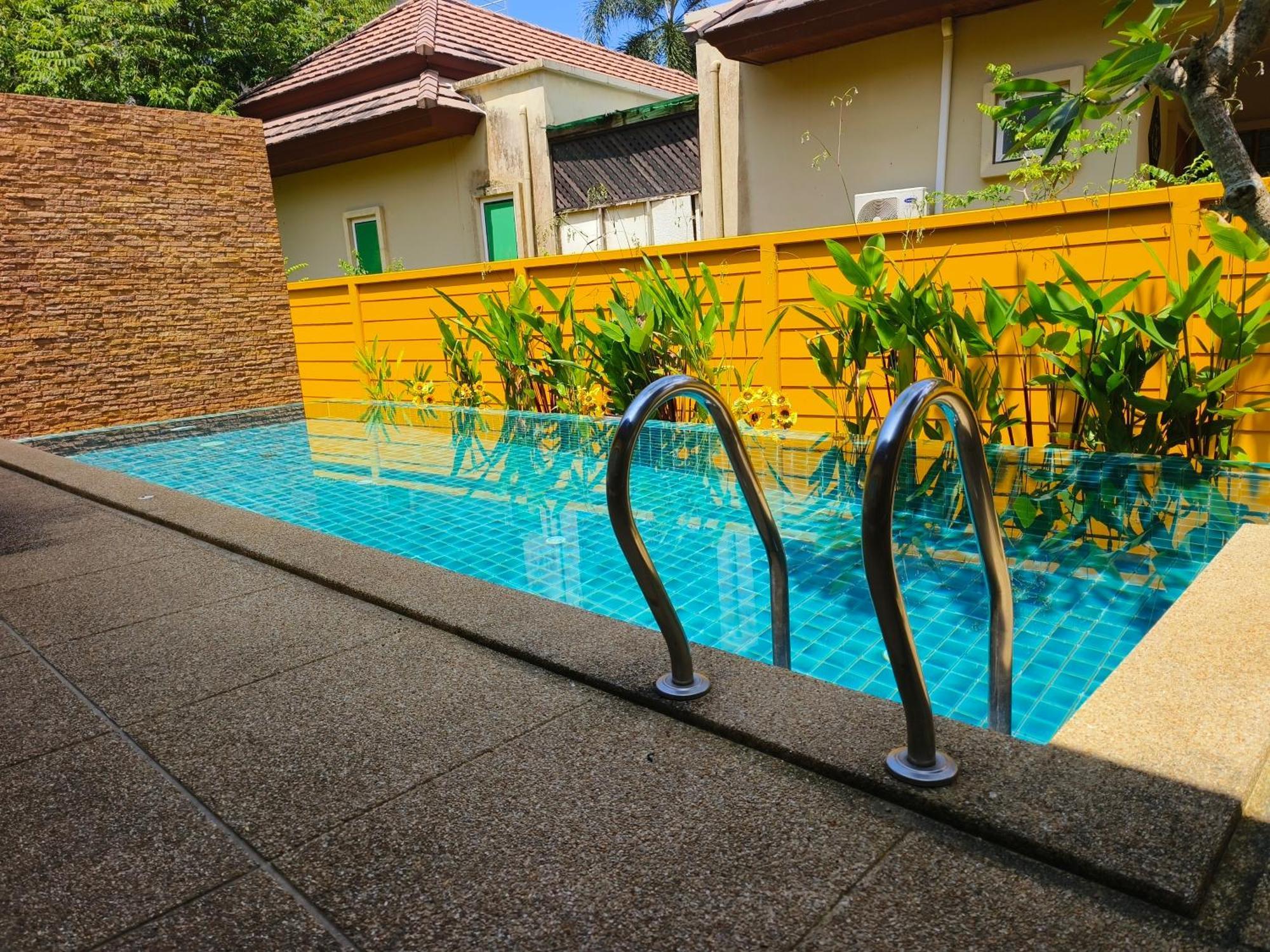Karon Pool Villa 卡伦3卧泳池别墅 Екстер'єр фото